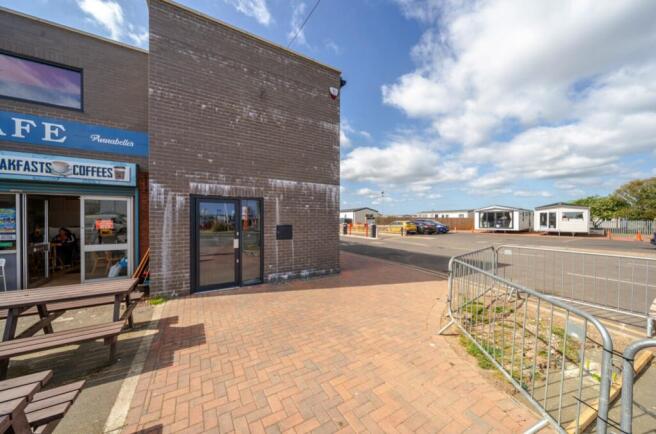 1296873-3-68303e161b78c-ARW