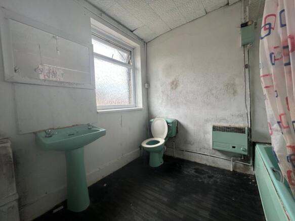 2 bed Semi-Detached for sale Image 7