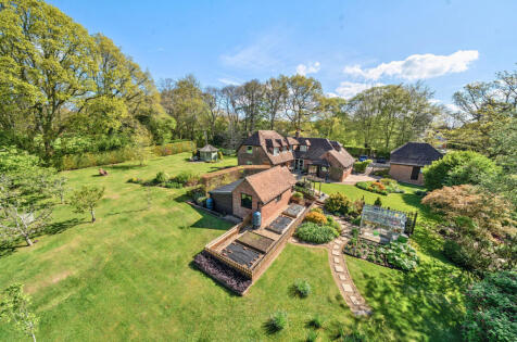 Old Odiham Road, Alton, Hampshire, GU34