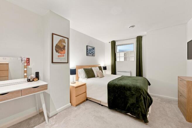 2 bed Apartment for sale Image 9