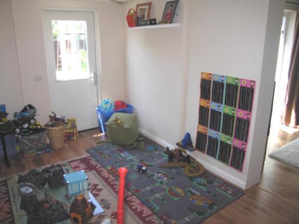 Photo 10
