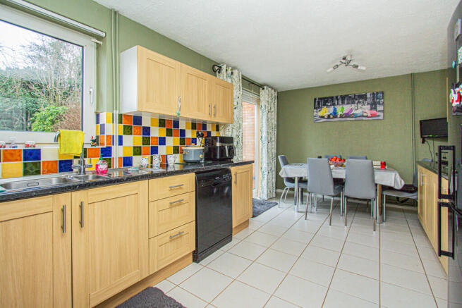 Kitchen/Dining Ro...