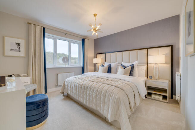 4 bed Detached for sale Image 8