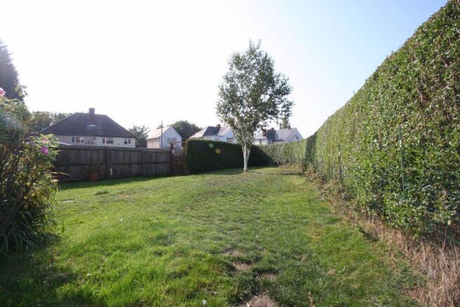 FRONT GARDEN