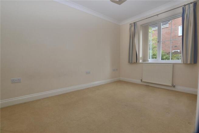 Reception/Bedroom 3