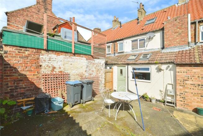 2 bed Terraced for sale Image 11
