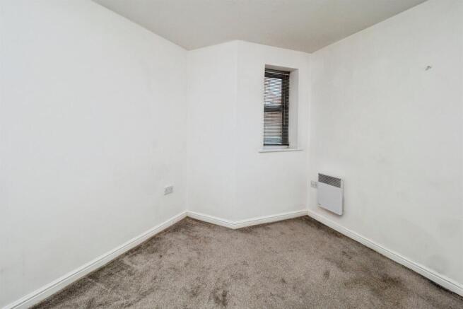 2 bed Apartment for sale Image 7