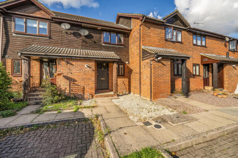 Oak Ridge, West End, Woking, Surrey, GU24