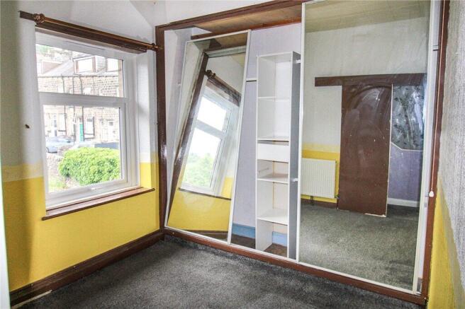 3 bed Terraced for sale Image 8