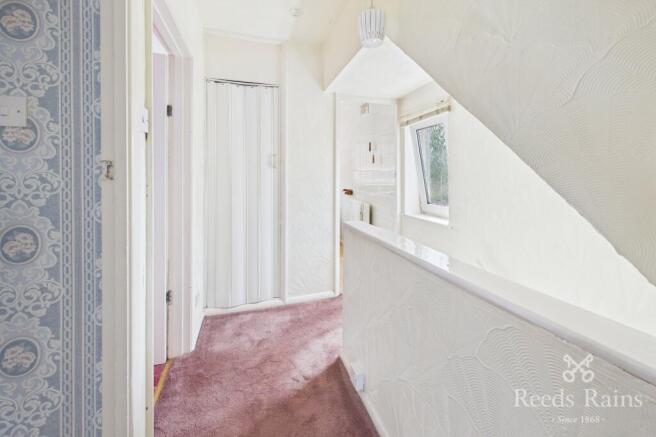 3 bed Semi-Detached for sale Image 8