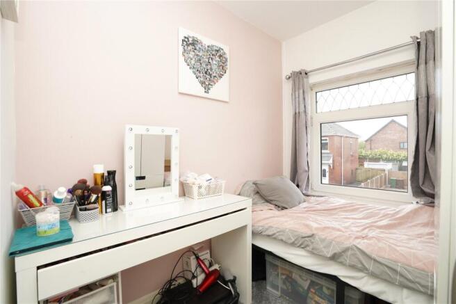 4 bed Semi-Detached for sale Image 9