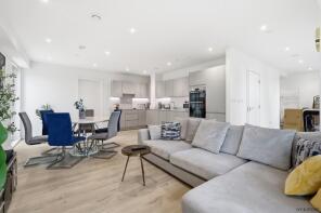 213, 17 Tyburn Gardens, Peto Street North, Canning Town, London E16 1RR
