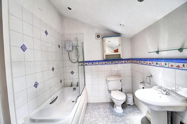 Bedroom Two Ensuite