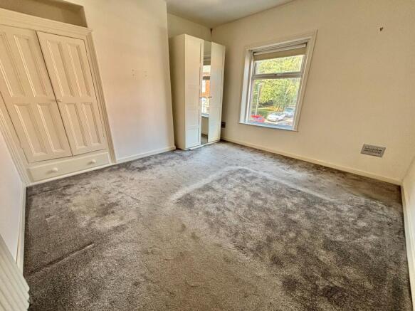 2 bed Terraced for sale Image 6