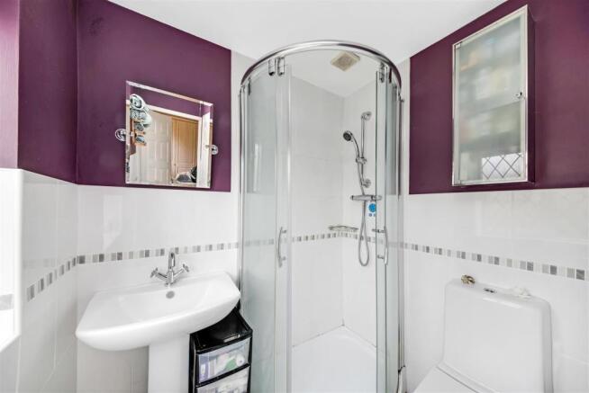 ENSUITE SHOWER ROOM