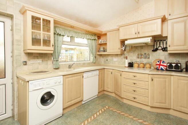 Kitchen 2