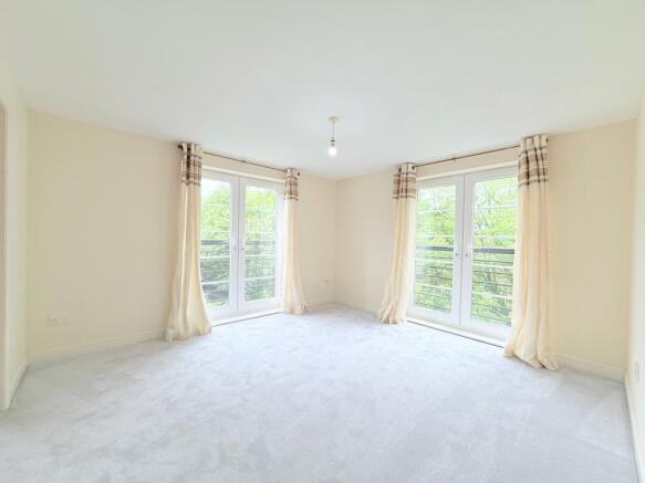 Flat 8 27, Mcdonald Crescent, Falkirk, FK2 9FN photo 4