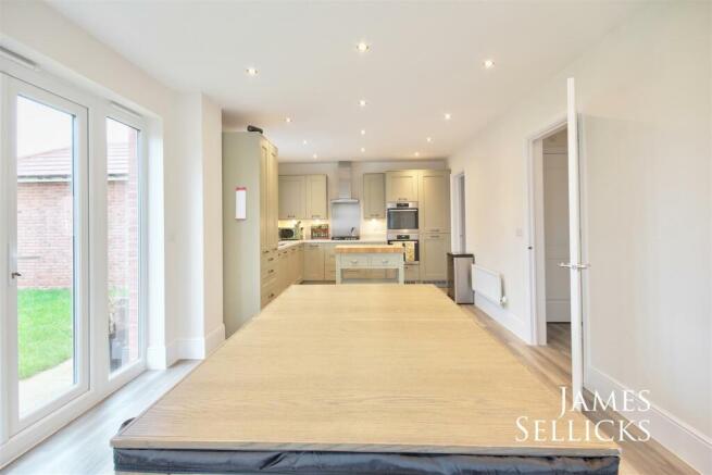Open plan dining kitchen
