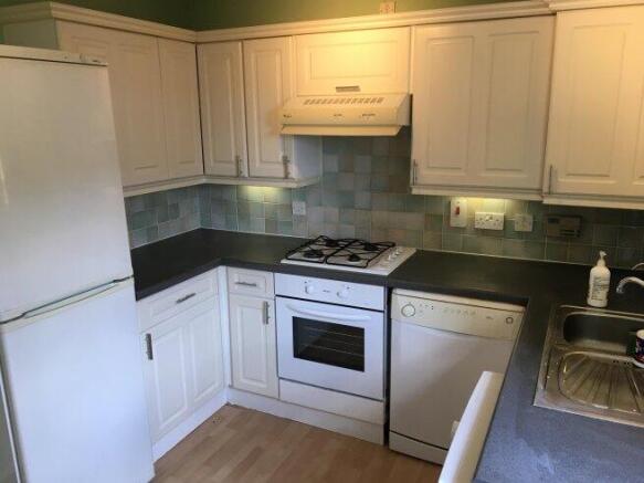 westbury-gardens-gu9-9rn-921343