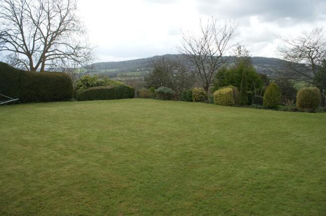 Level garden