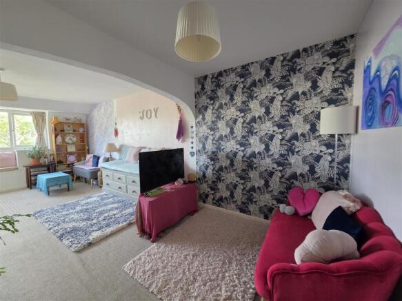 1 bed Flat for sale Image 7