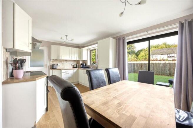 10-28_GREENS_AVE_KIRKINTILLOCH_010.jpg