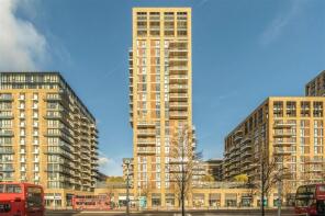 7 54 Compton House, Victory Parade, Plumstead Road, London SE18 6FS