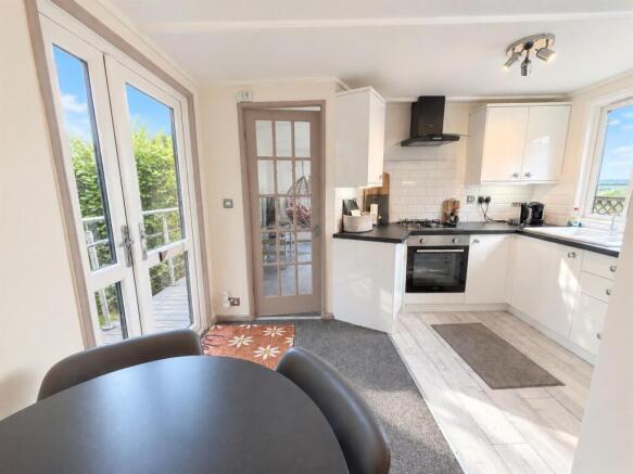 2 bed Detached for sale Image 10