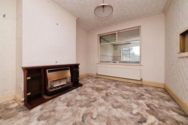 3 bed Semi-Detached for sale Image 5