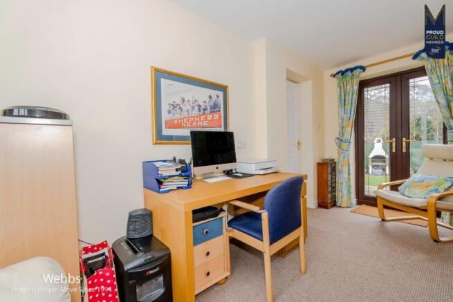 41, Redbourn Road, Bloxwich, Walsall, WS33XT-17.jp