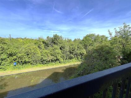 Chandley Wharf, Warwick