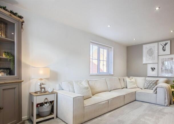 3 bed Detached for sale Image 2