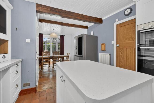 3 bed Detached for sale Image 10