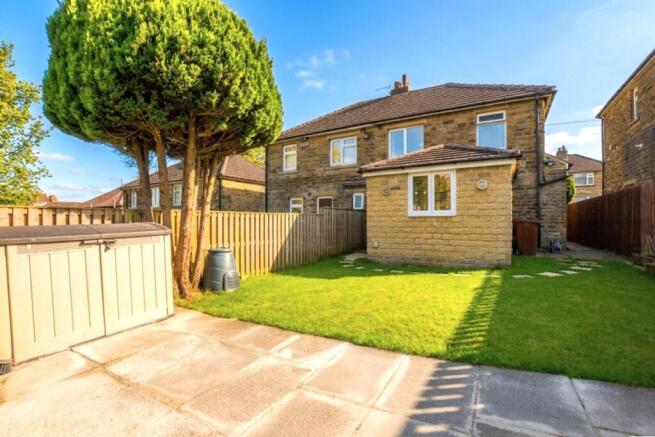 3 bed Semi-Detached for sale Image 12