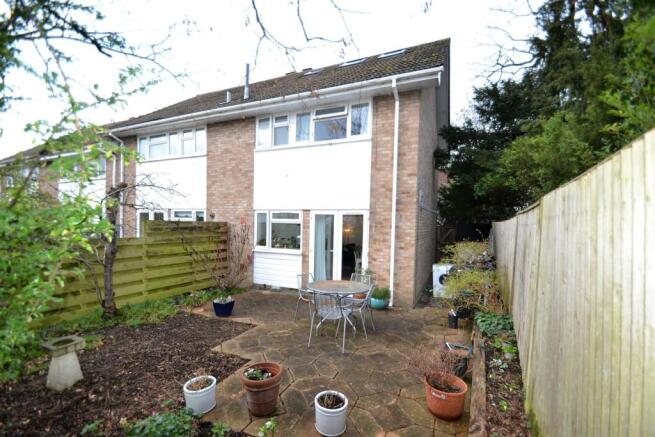 SOUTH FACING GARDEN/REAR VIEW