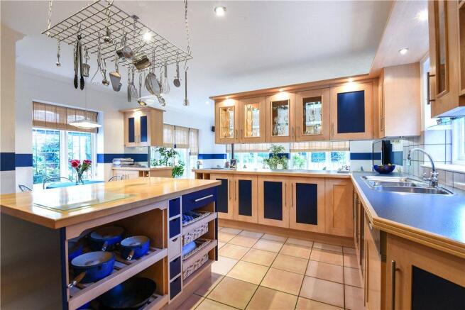 Kitchen/Breakfast