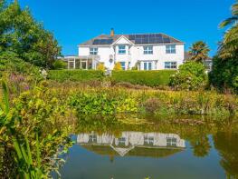Parc Lea, B3294 Between Bounder Treath And Mill Road, North Corner, Coverack TR12 6TJ