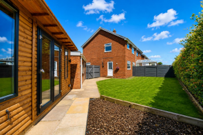 18, Roslyn Crescent, Hull HU12 8HR