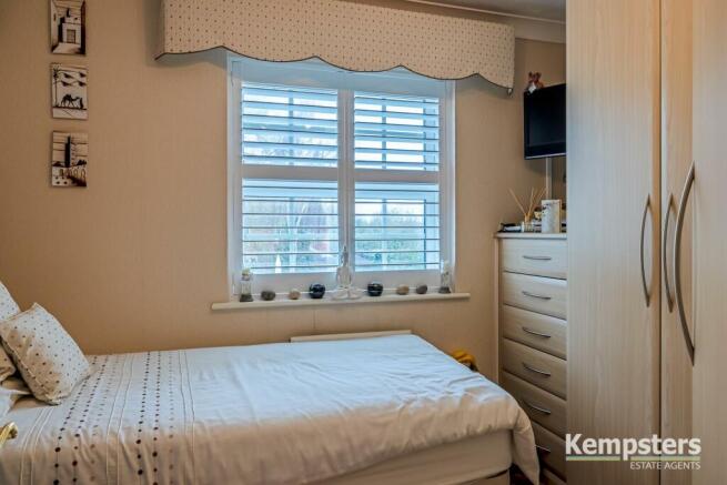 Bedroom 5.jpg