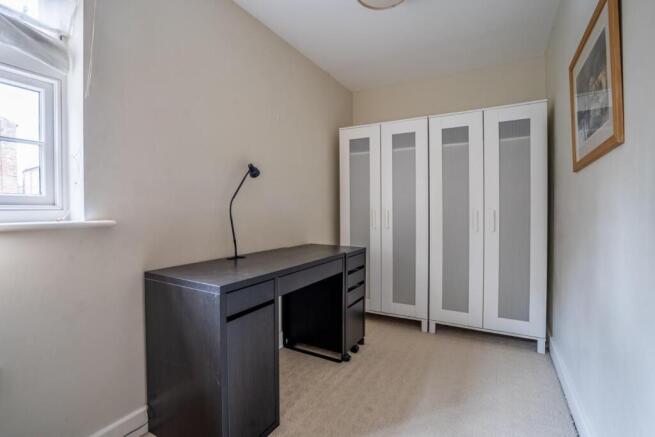 2 bed Apartment for sale Image 10