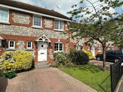 St. Michael's Cottages, Tanyard Lane, Steyning, West Sussex, BN44 3RY