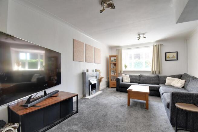 2 bed Semi-Detached for sale Image 6