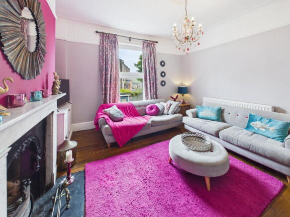 4 bed Terraced for sale Image 4