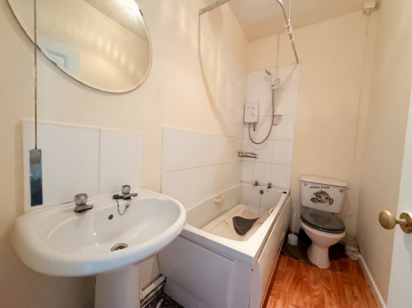 3 bed Terraced for sale Image 7
