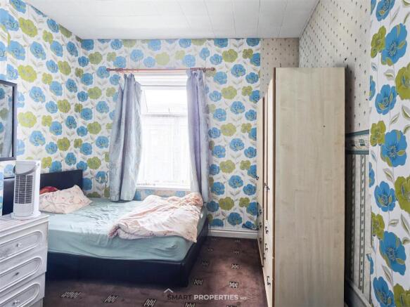 3 bed Terraced for sale Image 11