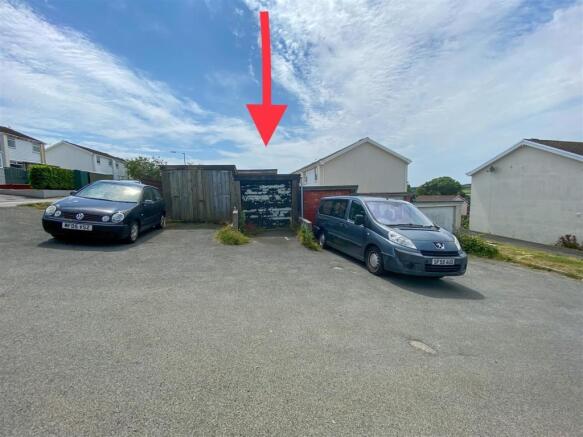 4 broad walk garage.jpg