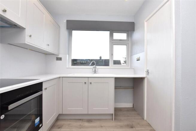 2 bed Apartment for sale Image 11