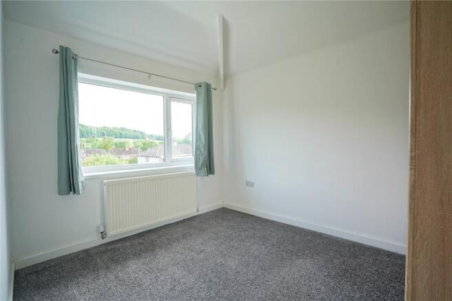 4 bed Semi-Detached for sale Image 8