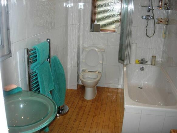 Photo 9