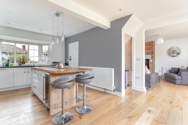 Kitchen - C.jpg